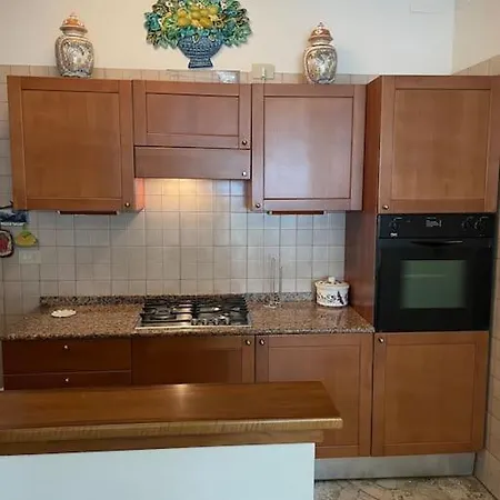 Apartman Ellidor *